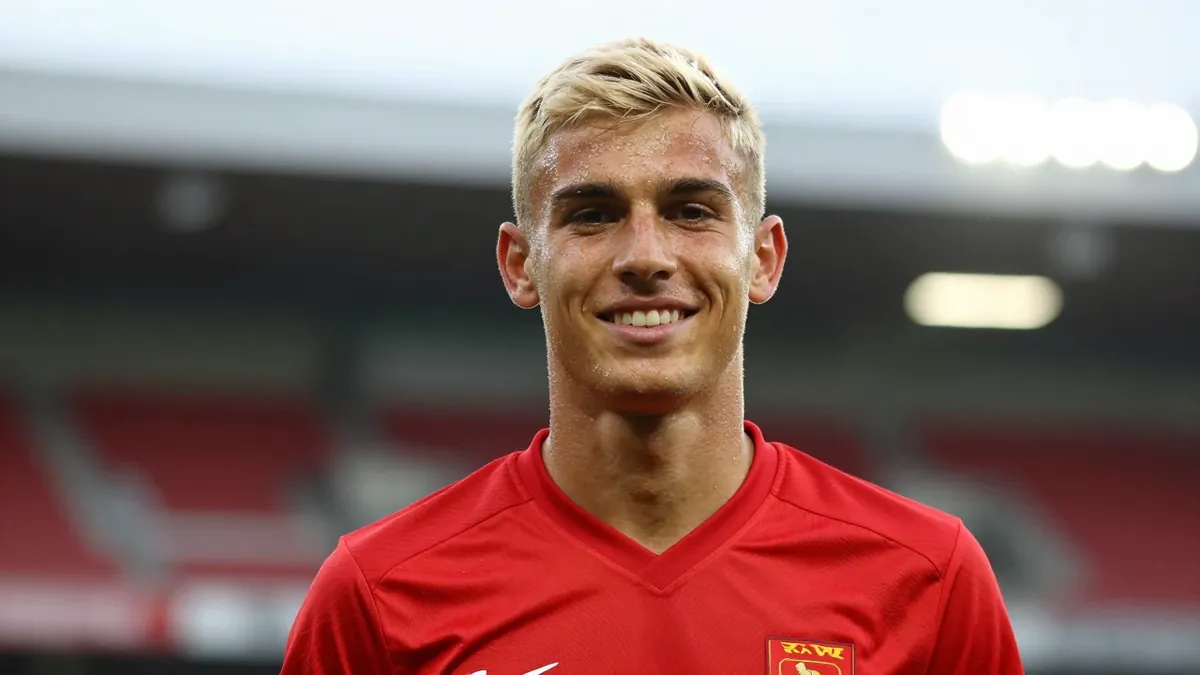 Union Berlin signed Kastriot Imeri on deadline day, Tom Rothe debuted a new haircut, and Kicker identified a new squad...