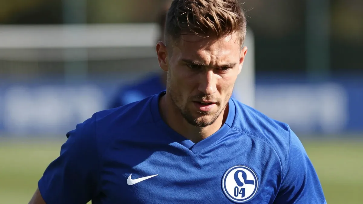 Robin Gosens, Ex-Union-Spieler, beschreibt das Stadion an der Alten Försterei vor dem Bundesliga-Spiel als...
