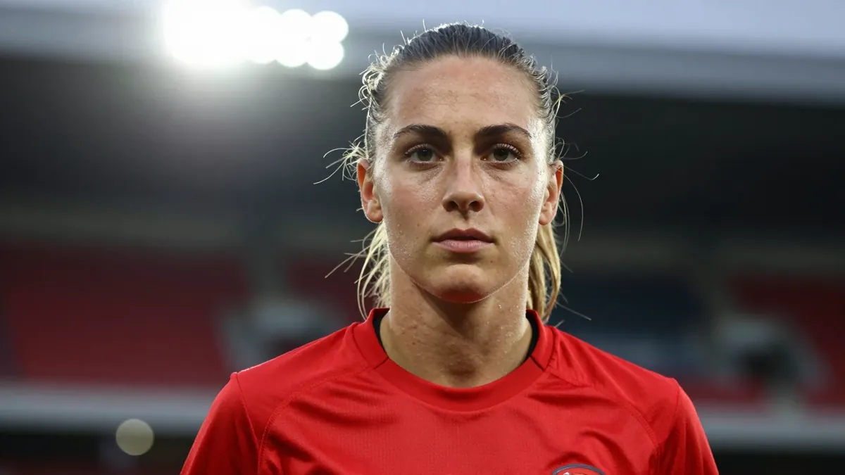 Die erfahrene Kapitänin Lina Hausicke wechselt von Werder Bremen zu Union und bringt mit 192 Bundesliga-Einsätzen...